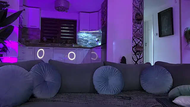 Freechat Amber_Luna on StripChat