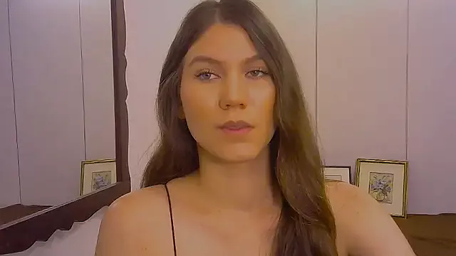 Offline AmelieLaurent_ on StripChat