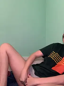 angelbliss_xx — Rub my naked body with lotion