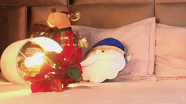 Offline angelinepossy on StripChat