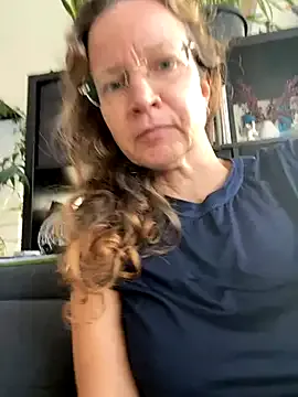 AnnikaRose on StripChat 