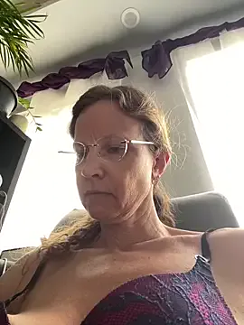 AnnikaRose on StripChat 