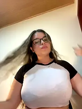 Aphrill — Show Boobs