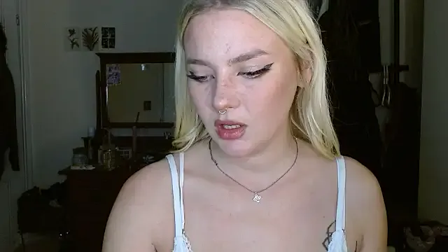 StripChat April_LoveUK is Freechat April_LoveUK — whip my lil ass til its red raw