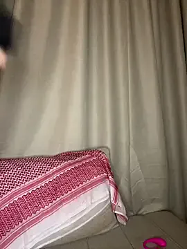 Offline Arab-mimi on StripChat