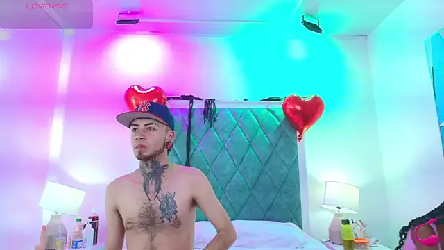 Asha_zuri_and_adam on StripChat 