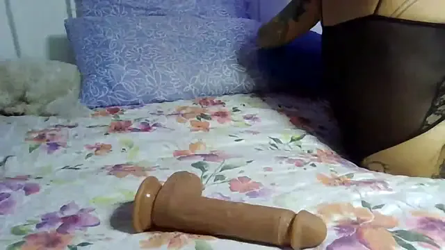 Freechat ASSERINAAA on StripChat