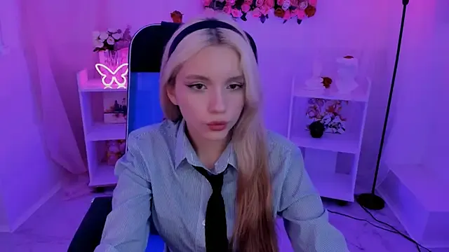 Freechat AuroraWrenfield on StripChat