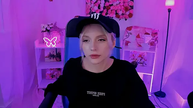 Freechat AuroraWrenfield on StripChat