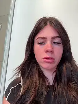 Freechat aus_queen on StripChat