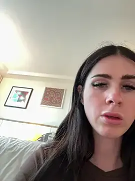 Freechat aus_queen on StripChat