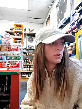 Bakedroll333 — Freechat on StripChat