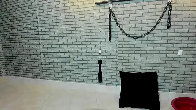 BDSM_MEDUZA — ELECTRICAL SHOCK ON THE TONGUE 