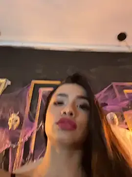 Freechat Bella_Smiith_ on StripChat