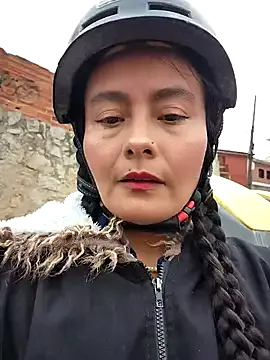 Freechat bellapaty on StripChat