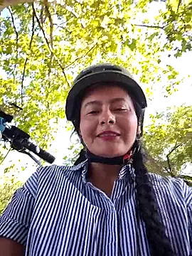 Freechat bellapaty on StripChat