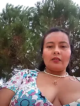 Freechat bellapaty on StripChat