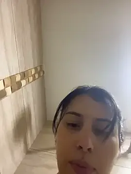 Freechat BIJOU_SECRET on StripChat