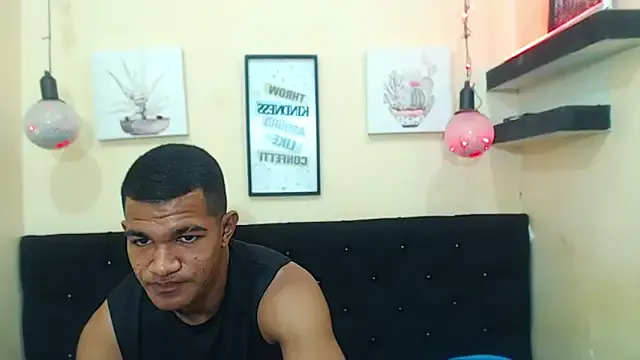 Freechat Black_hugecock on StripChat