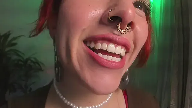 Freechat bri_von_dhara__ on StripChat