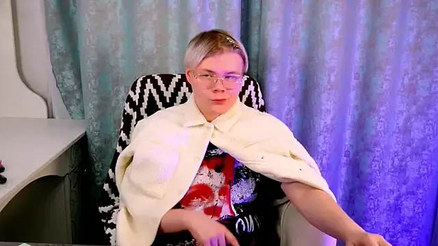 Freechat Brian_Mils on StripChat