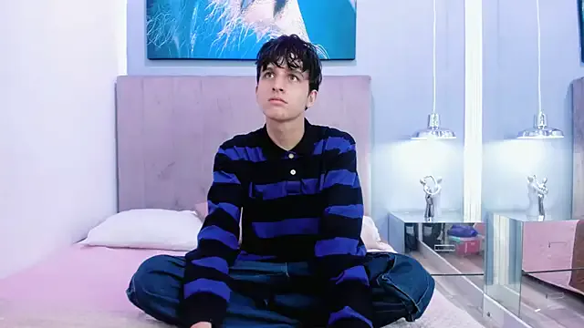 Freechat bruce_hans on StripChat