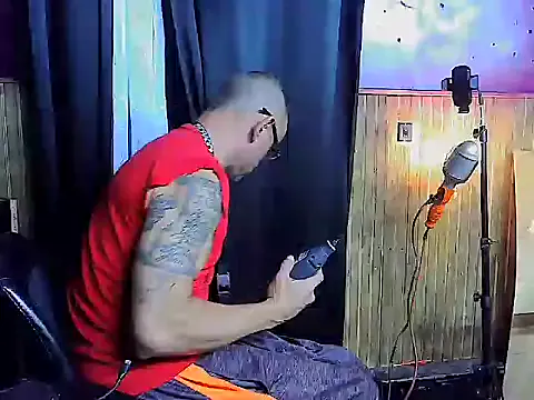 Buffshagswell on StripChat 