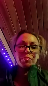 cammyquart on StripChat