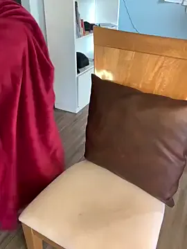 Freechat Canneela on StripChat