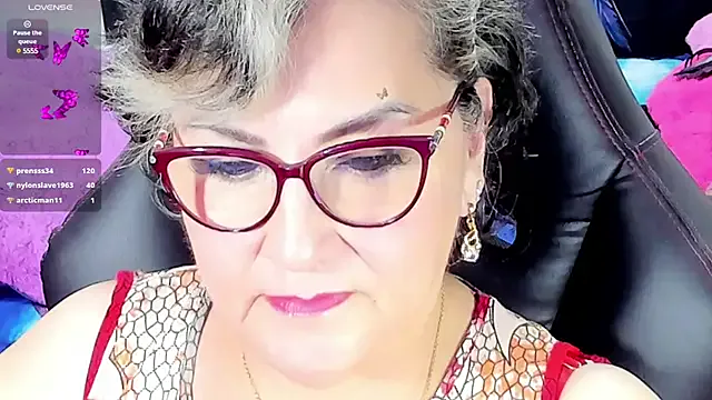 Private cataleya_mom on StripChat