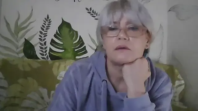 Catty_Lady on StripChat