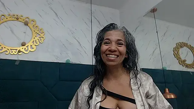 Offline chanel_grant on StripChat