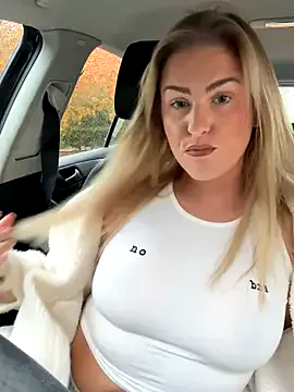 Charleigh_xx — LT 3 min toy control 