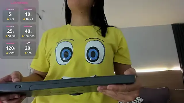 Chiqui_milk_ — naked