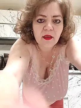 Freechat cindybbwsquirt on StripChat