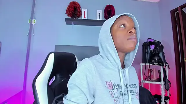 Freechat Coco_Kiss on StripChat