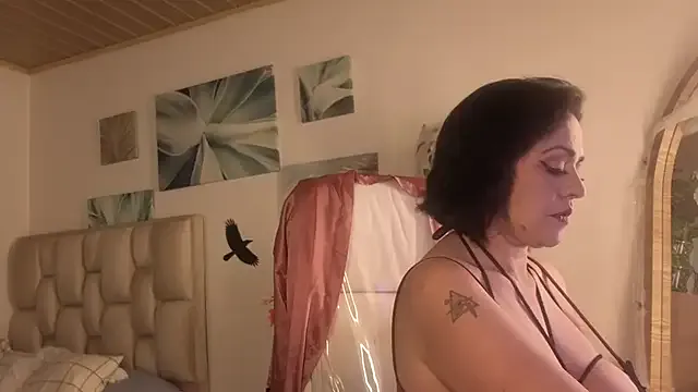 Coquette_Johnson — Freechat on StripChat