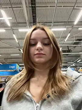 Offline Cum_girlss on StripChat