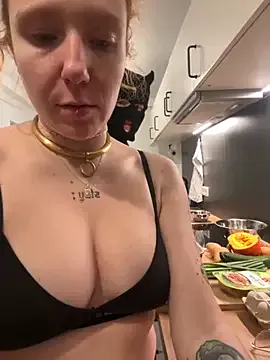 CutieBliss — Fingering pussy cutie  + 3 vids