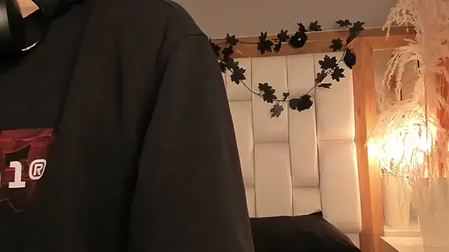 Freechat Daphne_And_Roger on StripChat