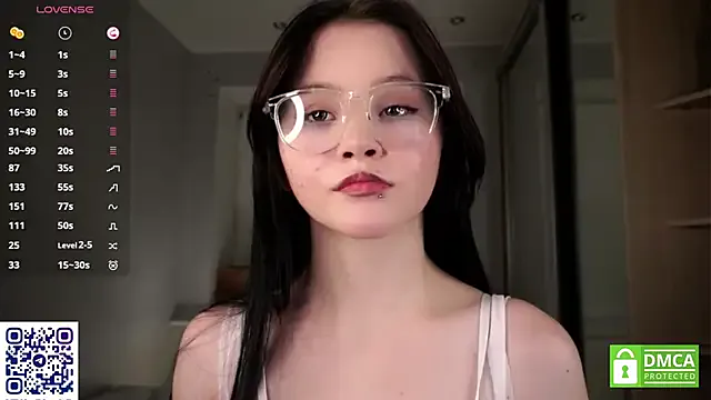 Freechat DelphaDivenere on StripChat