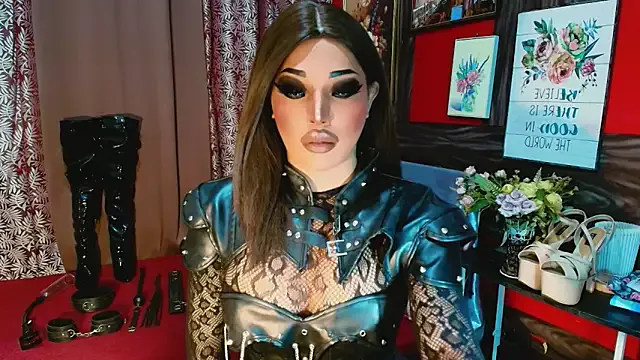 Freechat demonfuta on StripChat