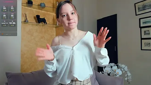 Freechat EdinaCordner on StripChat