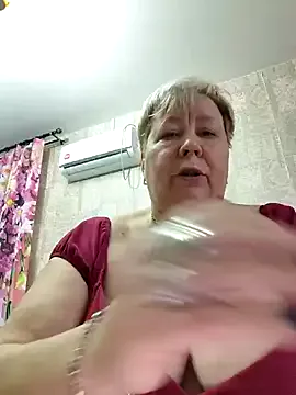 EffectFiona on StripChat