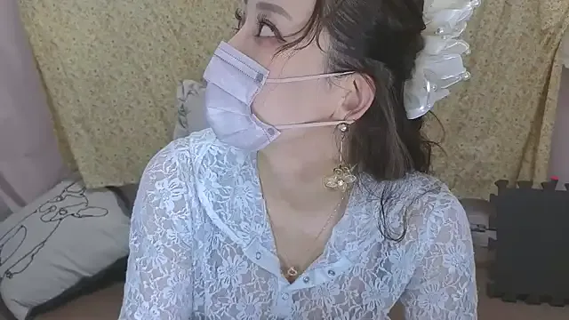 Offline Ema_japanese on StripChat