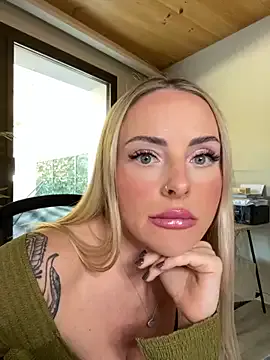 EmaSalis — Freechat on StripChat