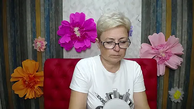 Freechat EmiliaGree on StripChat