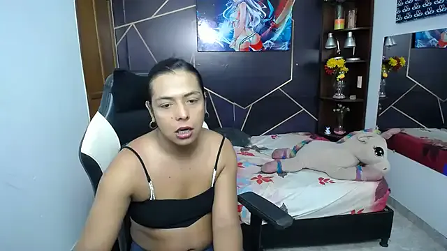 Freechat EmilyTsSweet on StripChat