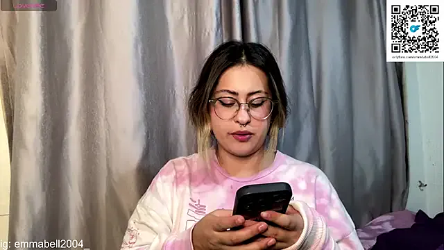emma__bell_ on StripChat