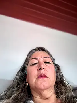 emma_tour on StripChat